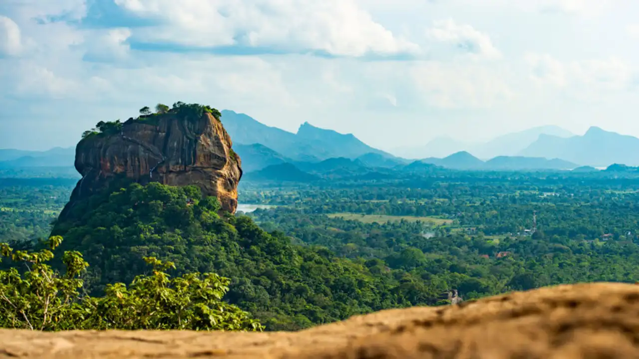 Explore the beauty of nature and the famous tourist attractions in Sri Lanka on a journey that will add unparalleled excitement to your travel itinerary.