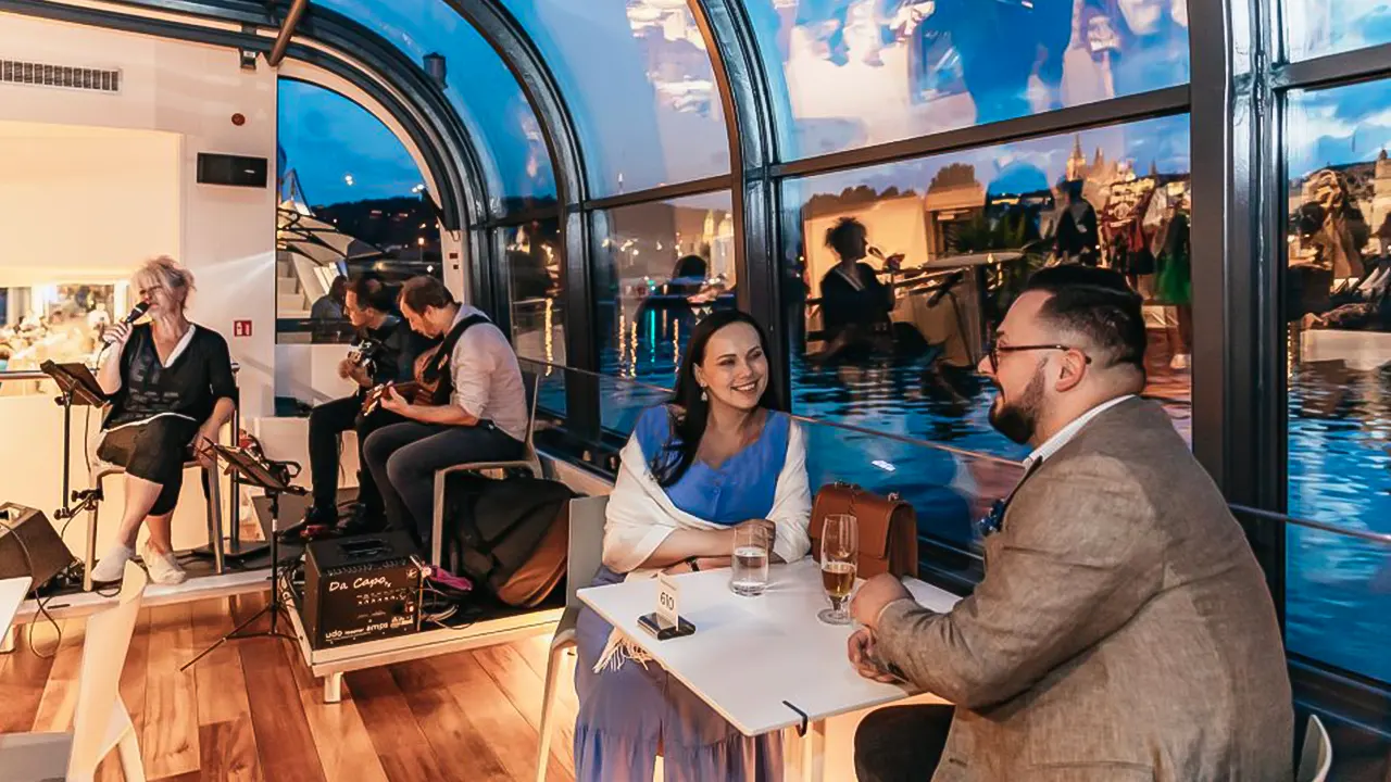 Sightseeing Dinner Cruise on Open-Top Glass Boat