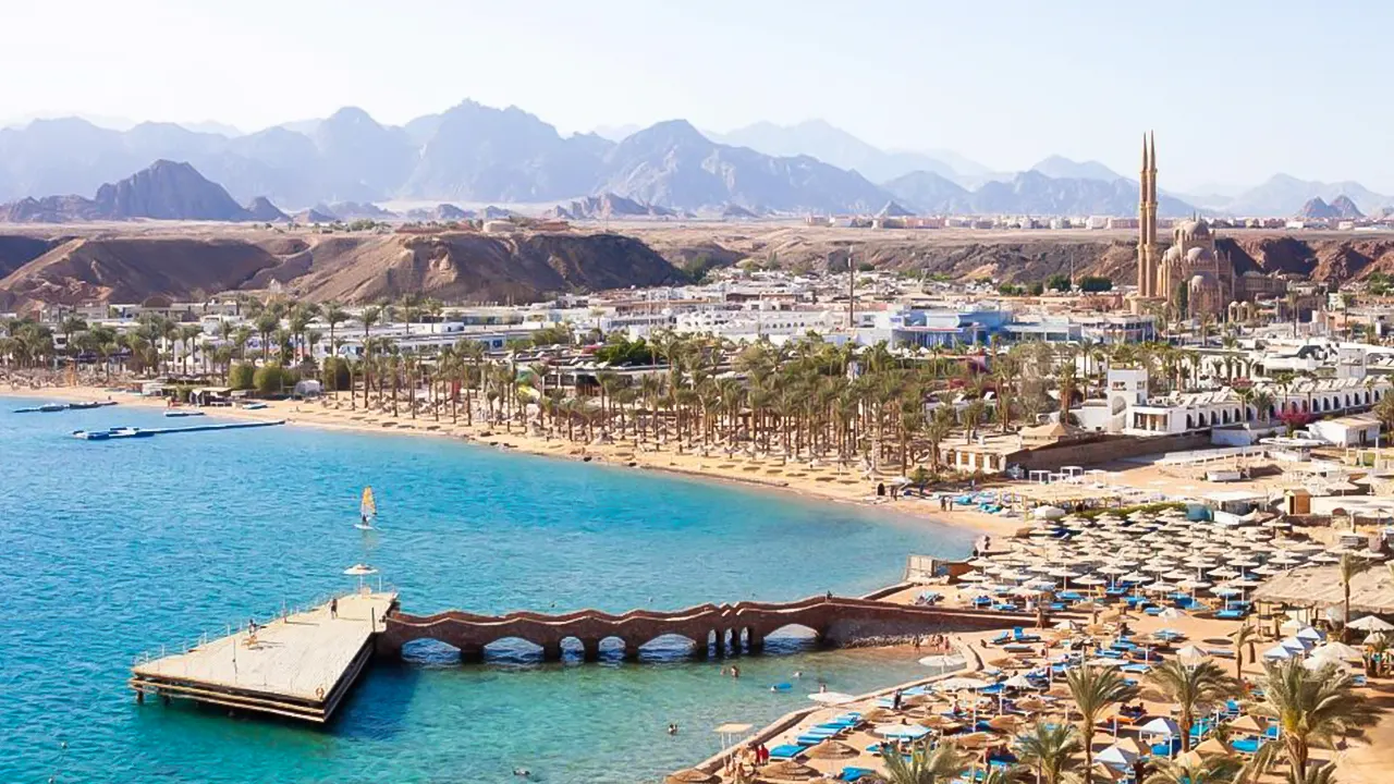 Sahaba mosque and Naama Bay